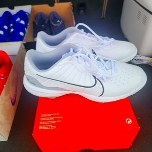 Cleats sneakers  nike